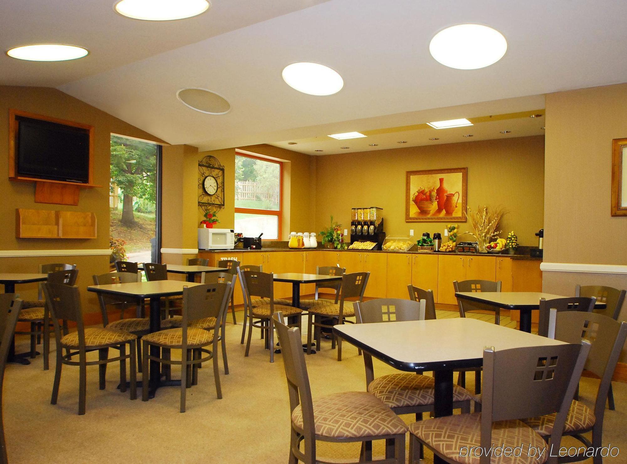 奥马哈中城福朋喜来登酒店 餐厅 照片